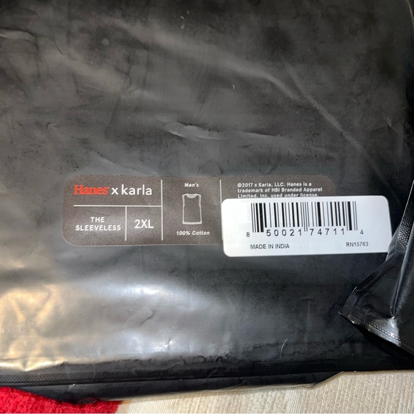 NWT Hanes x Karla sleeveless t-shirt Size 2X C2 - Picture 4 of 4